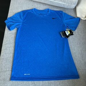 brand new Nike Dry-Fit Performance Tee